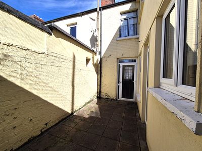 2 St John's Avenue